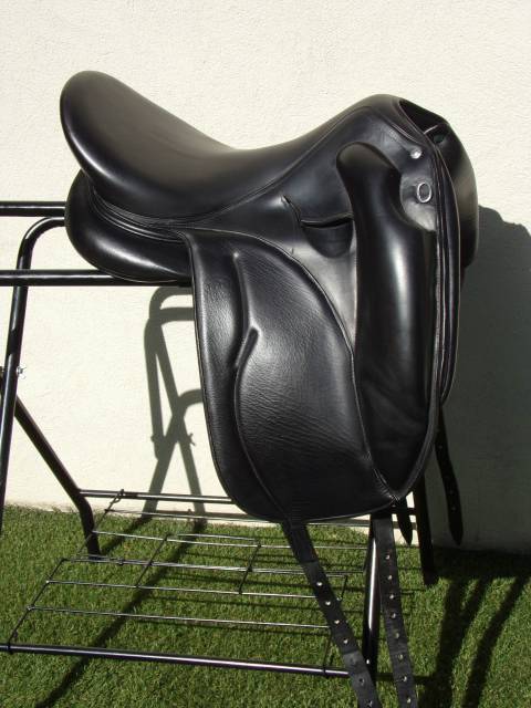 Selle Dressage Devoucoux Mendia 18'