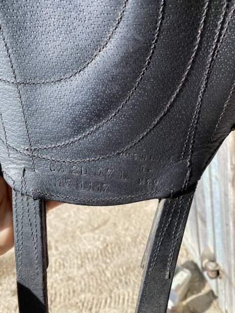 Selle de dressage Antares Cadence 17