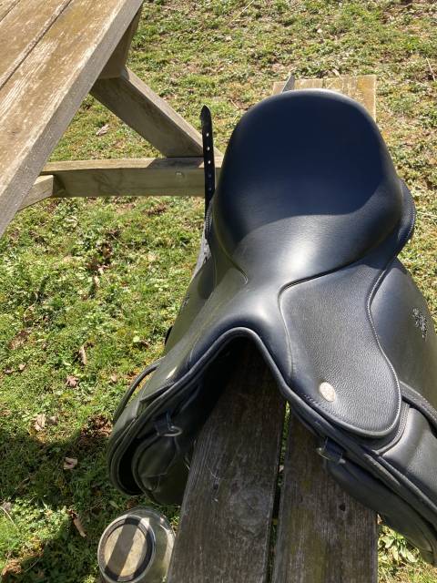 Selle dressage fairfax 16,5 » noire 