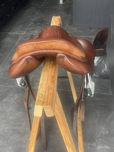 À vendre selle  obstacle Belloir 