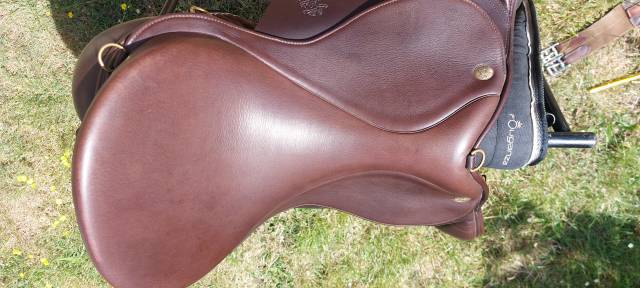 Selle Fairfax GP classic , tr&egrave;s bon &eacute;tat