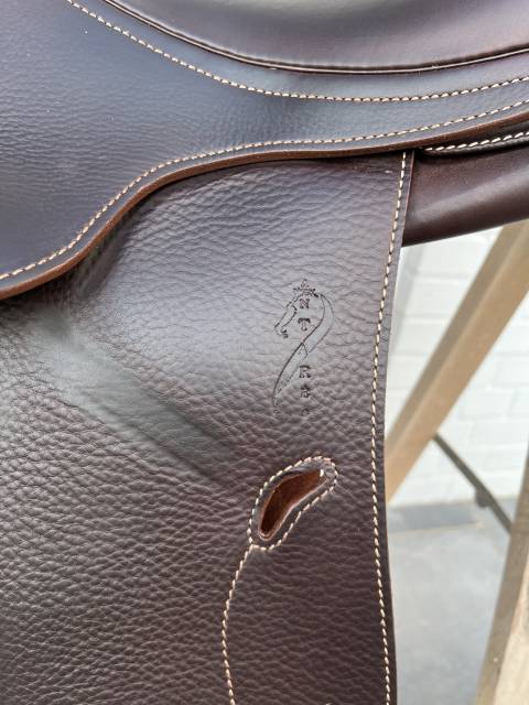 Selle Antar&egrave;s &Eacute;volution 17,5 ann&eacute;e 2022