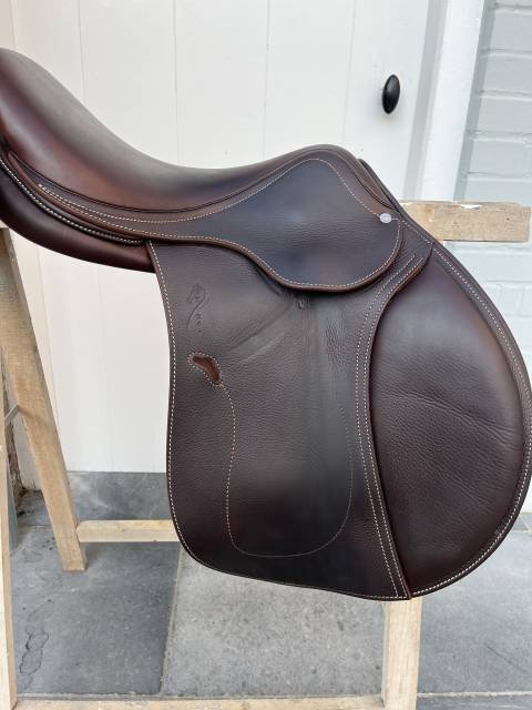 Selle Antar&egrave;s &Eacute;volution 17,5 ann&eacute;e 2022