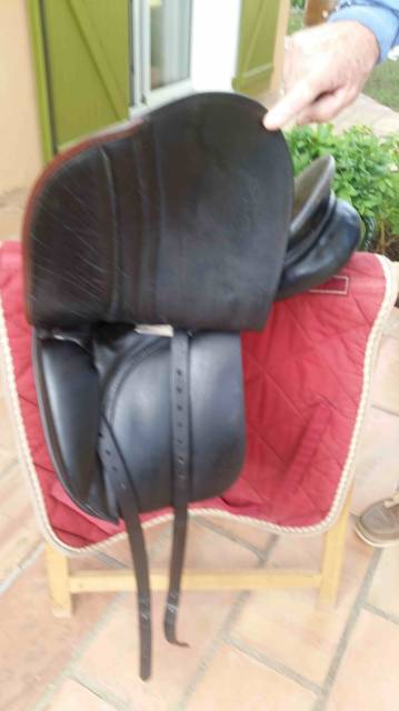 Selle de dressage Stubben Juventus 17 pouce