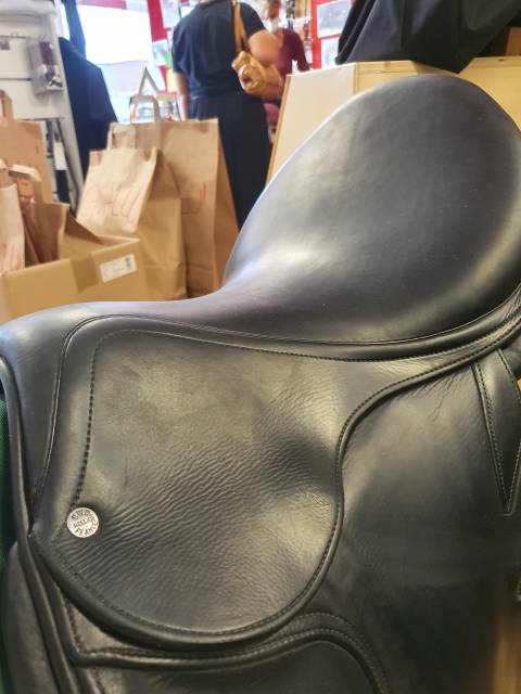 Vente selle de dressage CWD