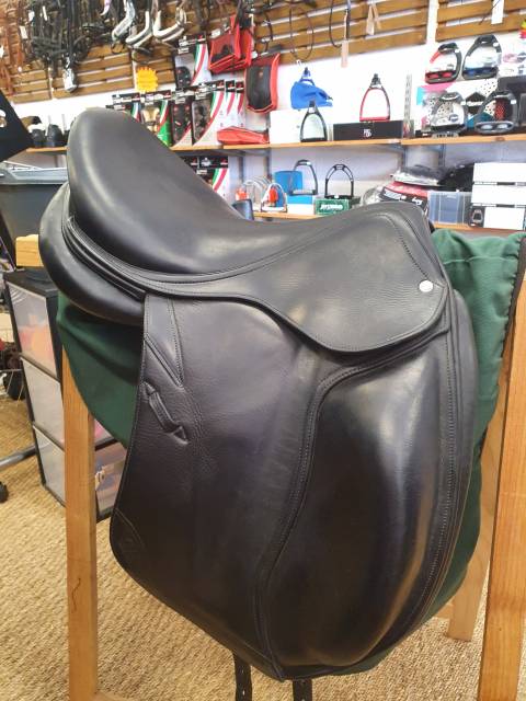 Vente selle de dressage CWD