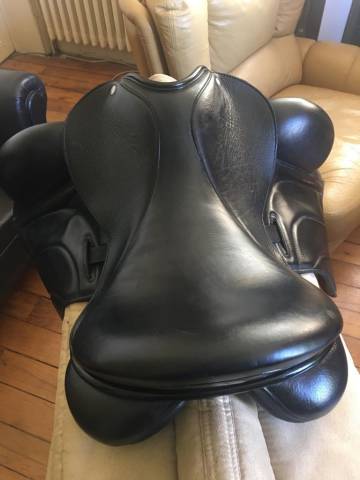 Selle CUSTOM ICON CODA W 17&rdquo;