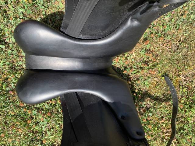 selle dressage Aulion - arçon neuf