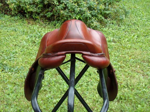 Selle CWD SE03 Doublée Veau 17'