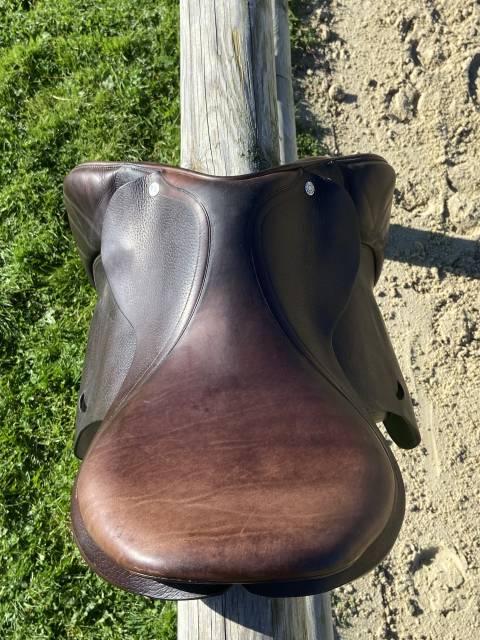 Selle jumping Emporio de chez Equipe