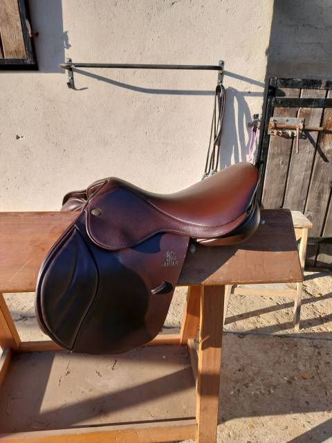 Selle Fairfax classic jump 17'5