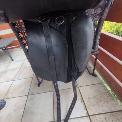 Selle Kent&Master > Thorowgood T4 T8 COB cuir 17 pouces