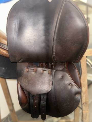 Selle butet 17 pouces 