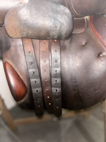 Selle butet 17 pouces 