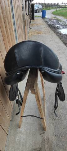 Selle de dressage cwd