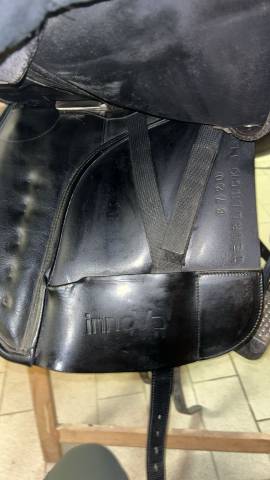 Selle de dressage battes 