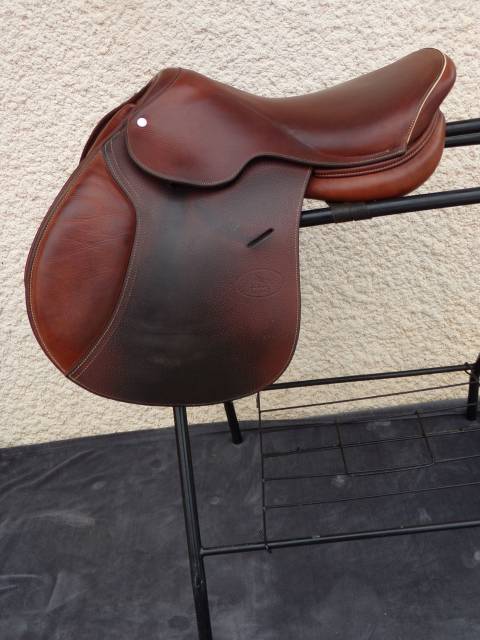 Selle Godignon petit prix 17'5