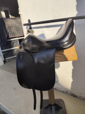 Selle prestige dressage 17