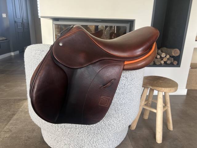 Selle d’obstacles CHILDERIC 17,5