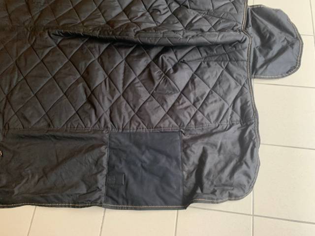 couverture d'écurie noire eskadron 200 gr 165 cm 