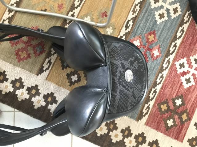 selle dressage Fairfax Rebecca 16'5