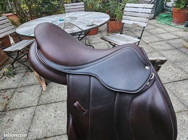 Selle RS Line Monoquartier 17,5 marron