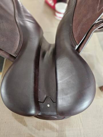 Selle Cwd 17,5 pouces