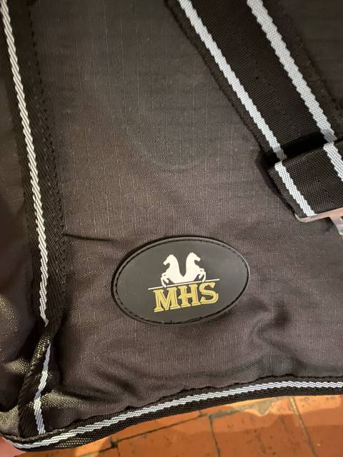 Couverture MHS imperm&eacute;able 200gr, taille 145