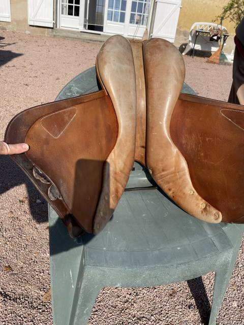 selle d'équitation anglaise