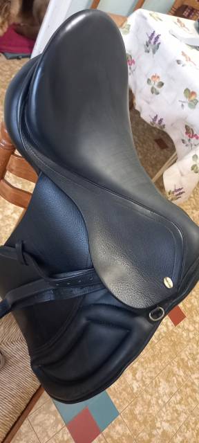 Selle mixte Euroriding Topas 18 pouces