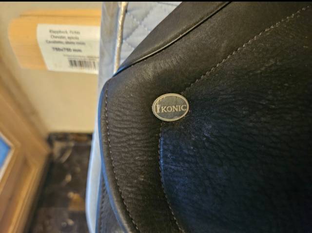 Selle IKONIC dressage 17.5