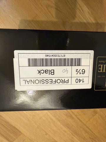 Boots d'équitation PETRIE neuves