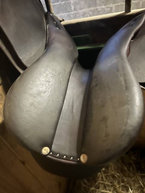 Vends selle DTA &Eacute;lite &Eacute;ric Thomas 