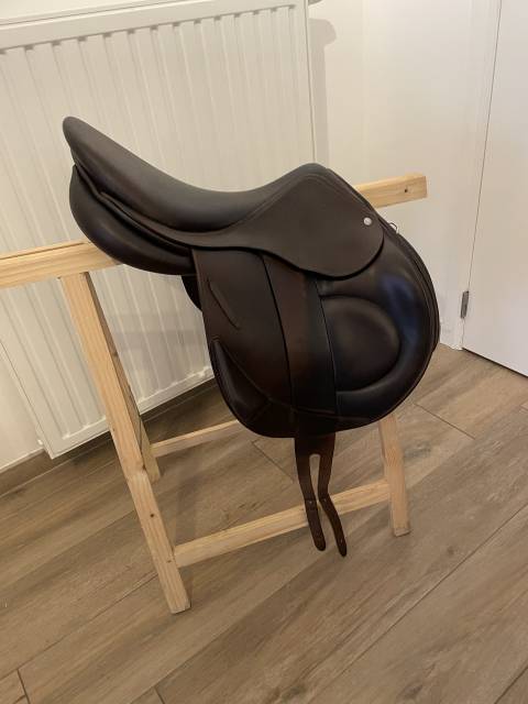 Selle de cross Childeric