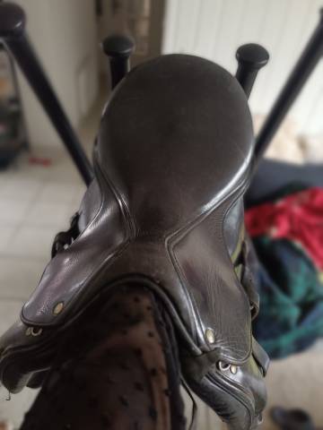 Selle de dressage DEVOUCOUX modèle Milady 