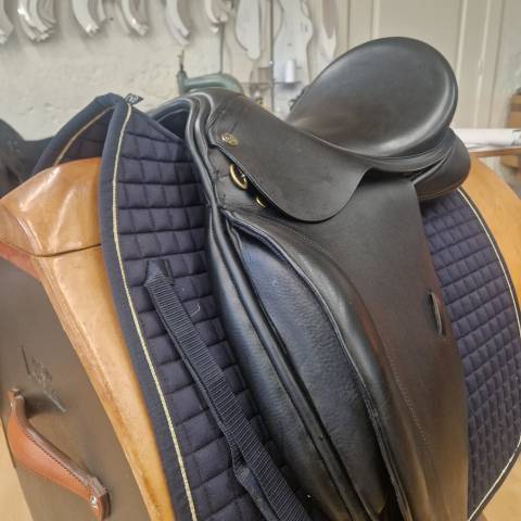 Selle de dressage neuve