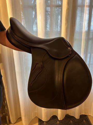 Selle Antares &eacute;volution 2022