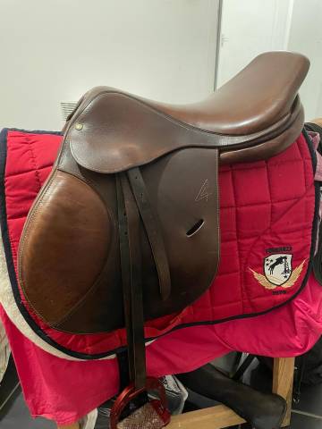 selle cheval poney sellerie cassou