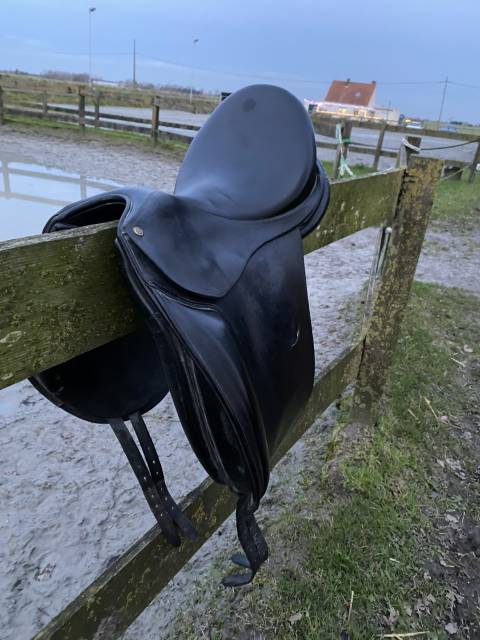 Selle de dressage Bruno Delgrange