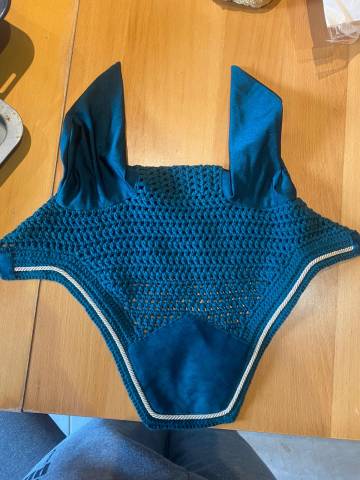 Bonnet Kentucky &eacute;meraude 