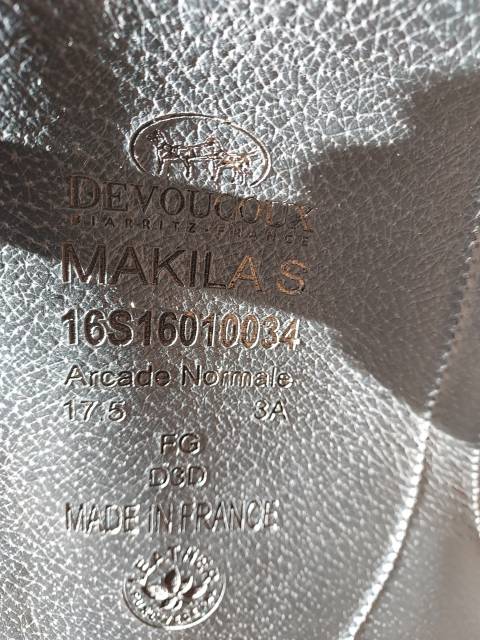 selle de dressage devoucoux Makila S année 2016 équipée