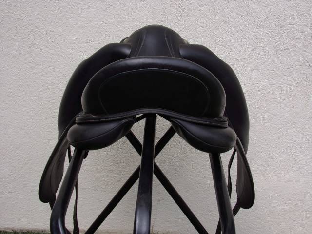 Selle Dressage devoucoux Mendia 17'