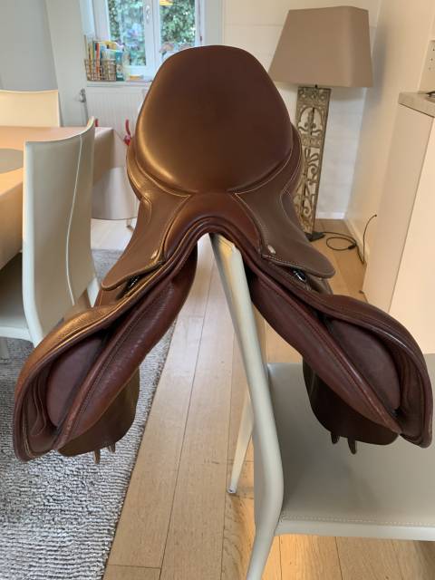 Selle Bates CAIR+ Élévation 17,5