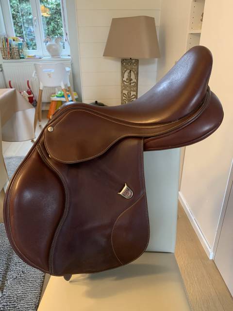 Selle Bates CAIR+ Élévation 17,5