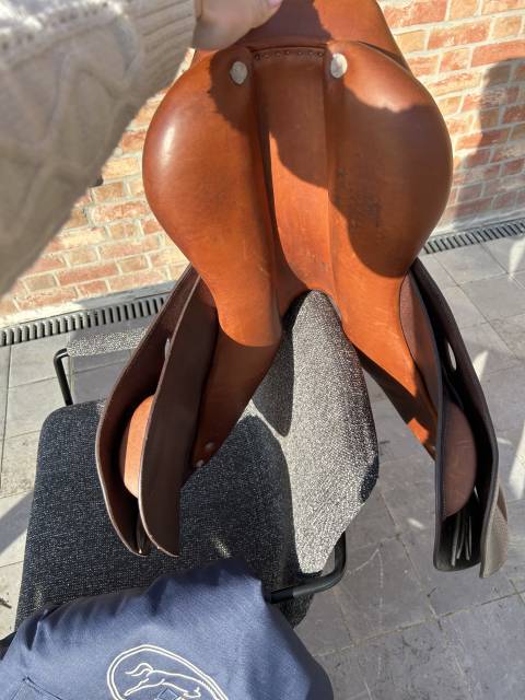 Selle Jumpin ONE année 2020, taille 17´ 