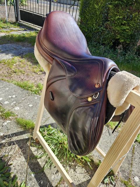 Selle Prestige 17'