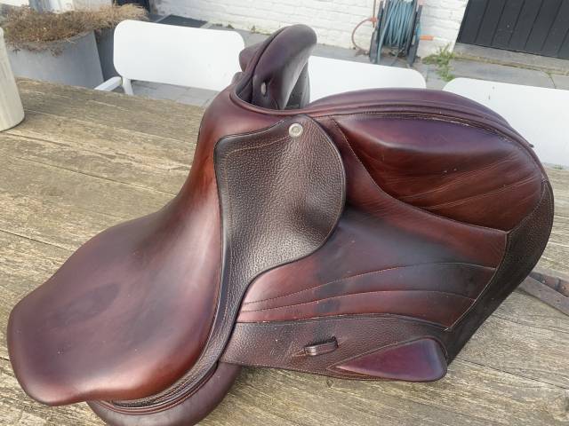 Selle CWD 17,5 pouces