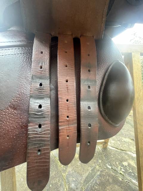 Selle de CSO GBS taille 17 