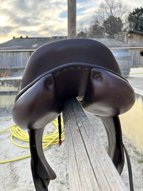 Selle childeric 17,5 pouces 2022