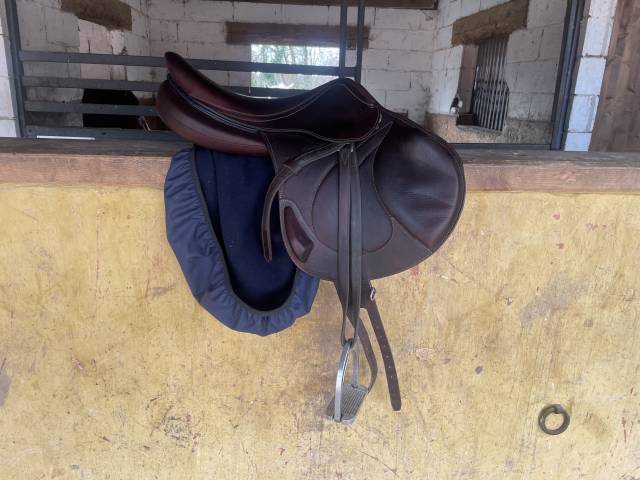 Selle Antares monoquartier 18 pouces